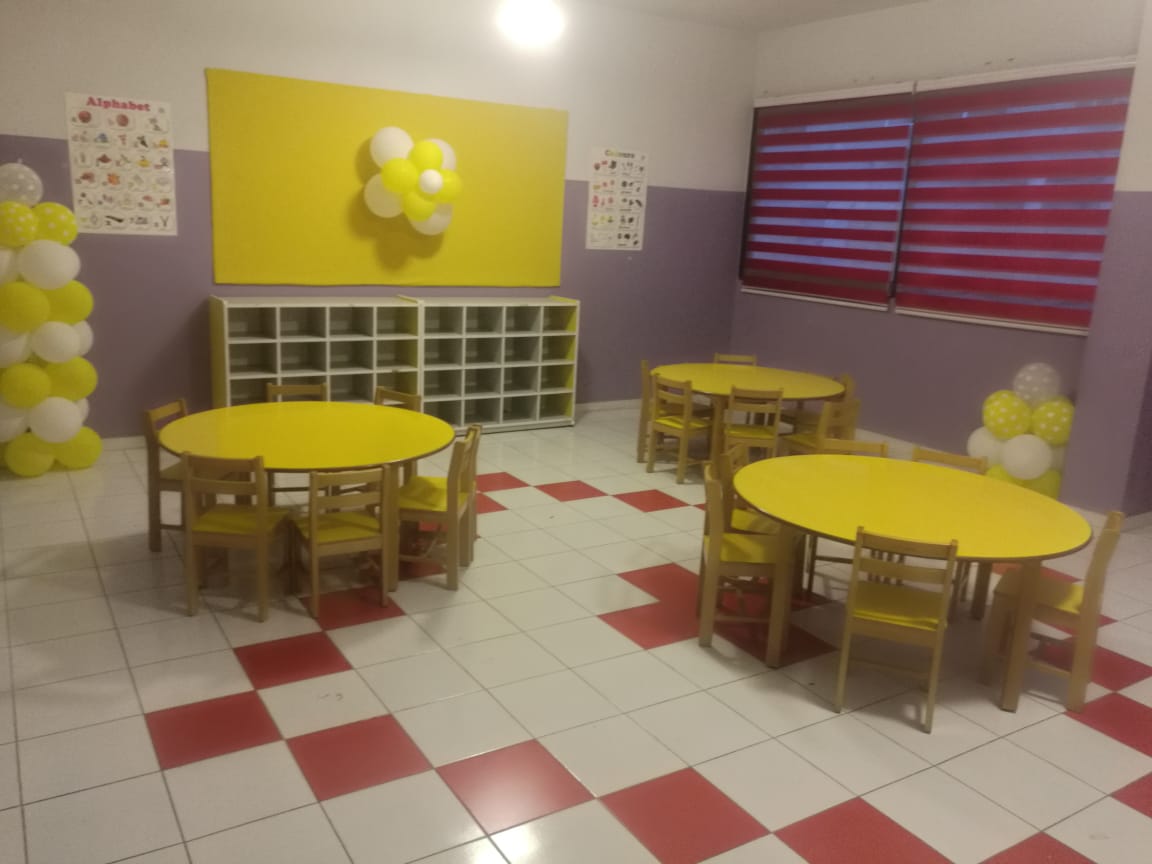 تعلن ثانوية تيروس بفرعيها الإنكليزي والفرنسي عن إستمرار التسجيل للعام الدراسي القادم 2018-2019